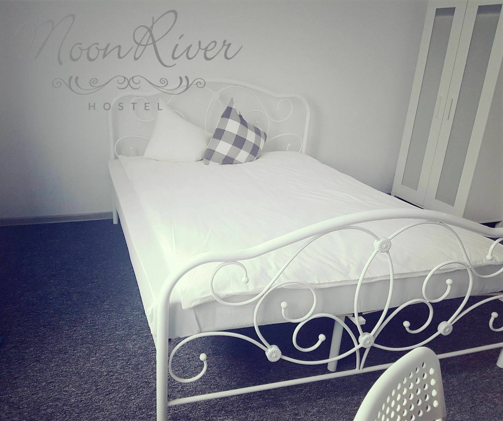 Moonriver Inn Варшава Екстер'єр фото