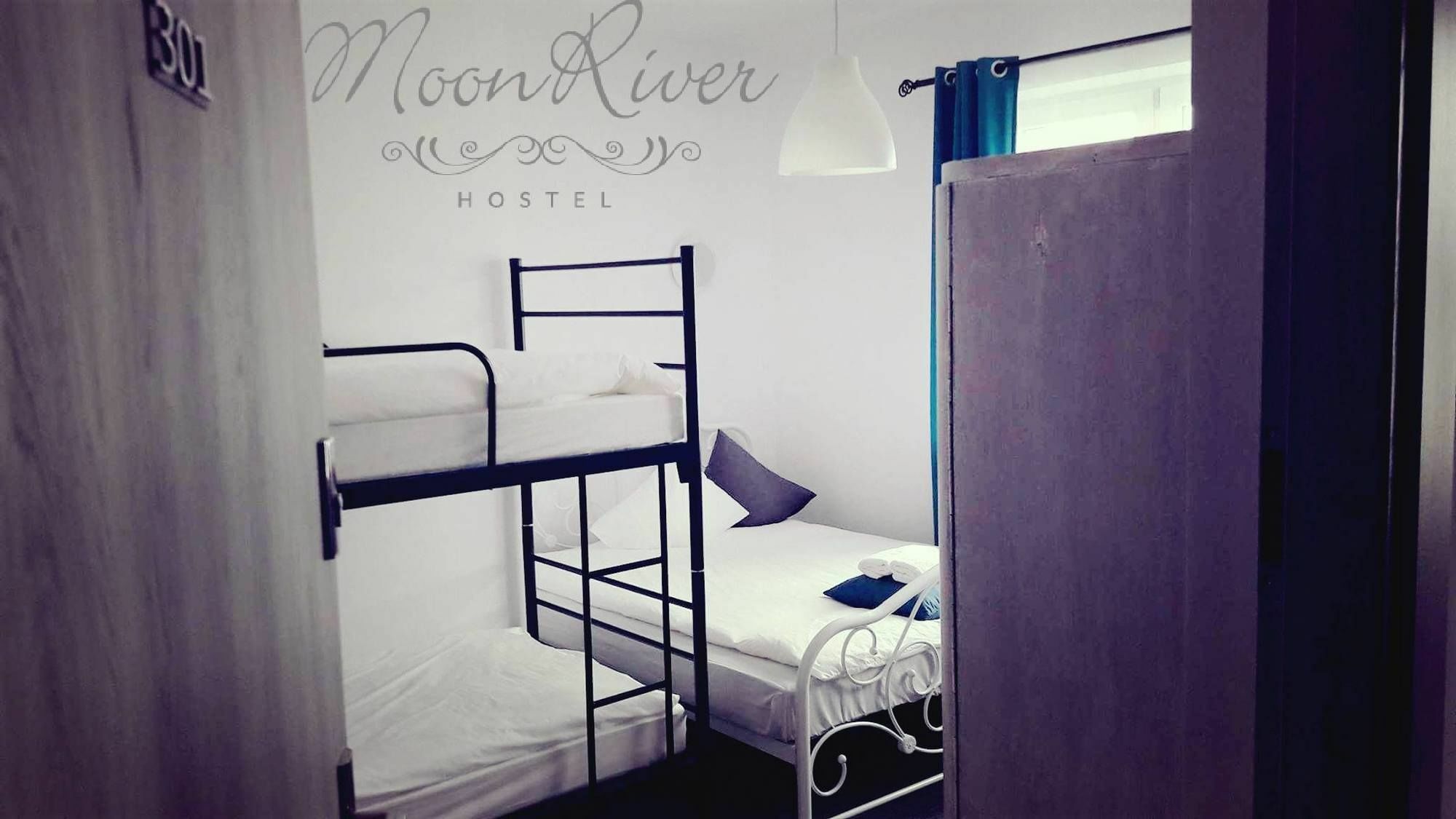 Moonriver Inn Варшава Екстер'єр фото